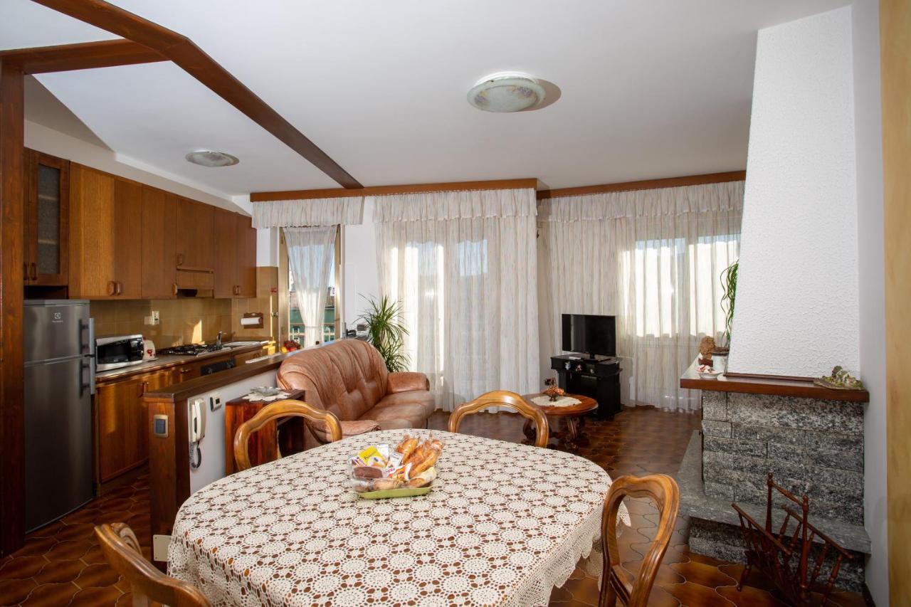Casa Vacanze Heidi vista lago Verbania Esterno foto